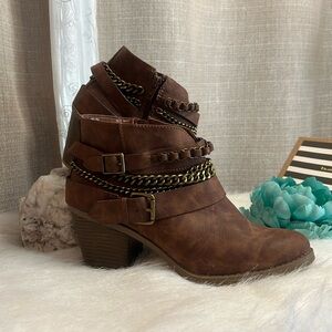 Authentic American Heritage Women’s Ankle Boots 9 M
